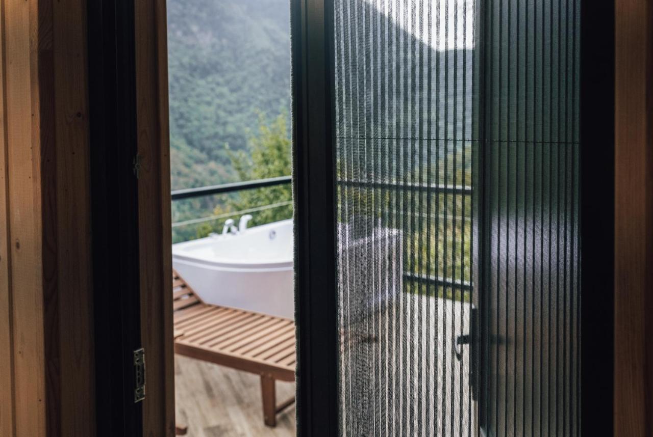 Unique Boutique Hotel Near Batumi Zeda Chkhutuneti Bagian luar foto
